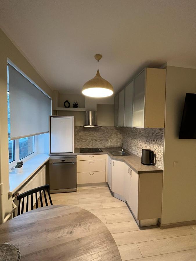 Beautiful Apartment Great Location Free Parking Riga Esterno foto